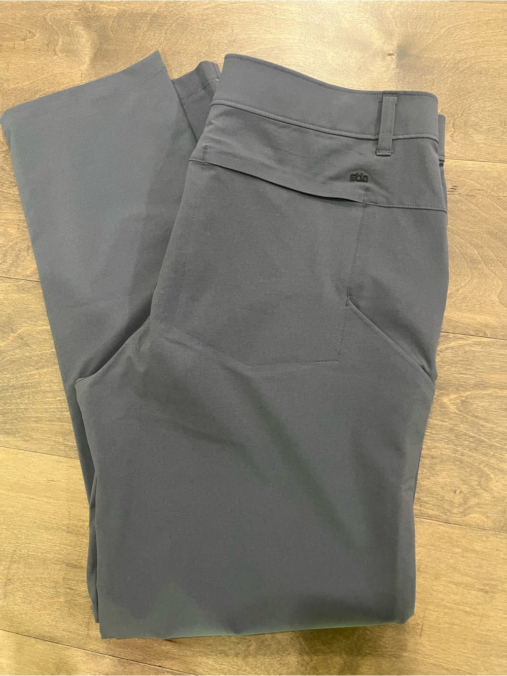 Stio performance chino flat front Gray size 33x29